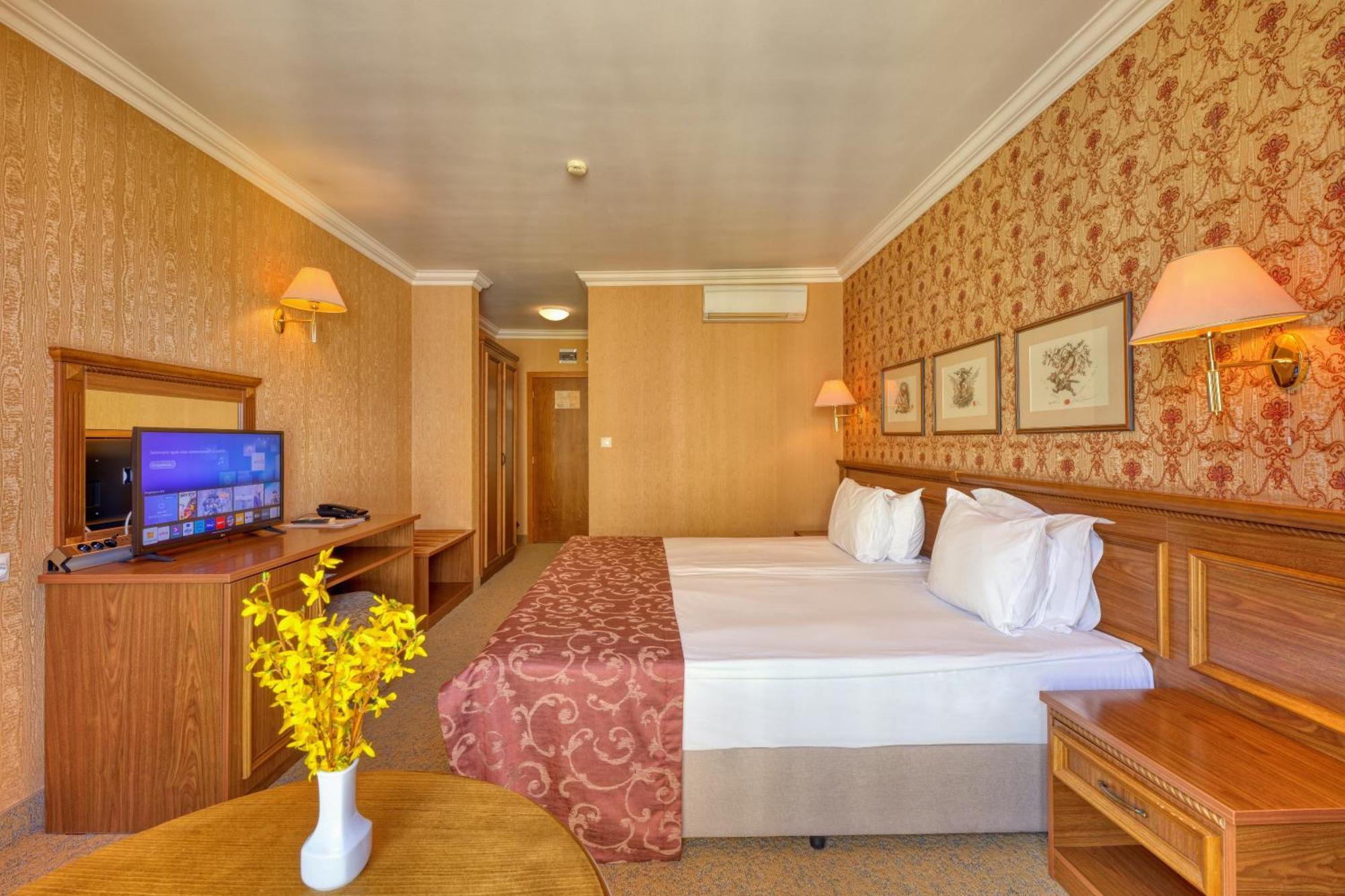 Hotel Club Central Хисаря Екстер'єр фото