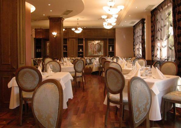 Hotel Club Central Хисаря Екстер'єр фото